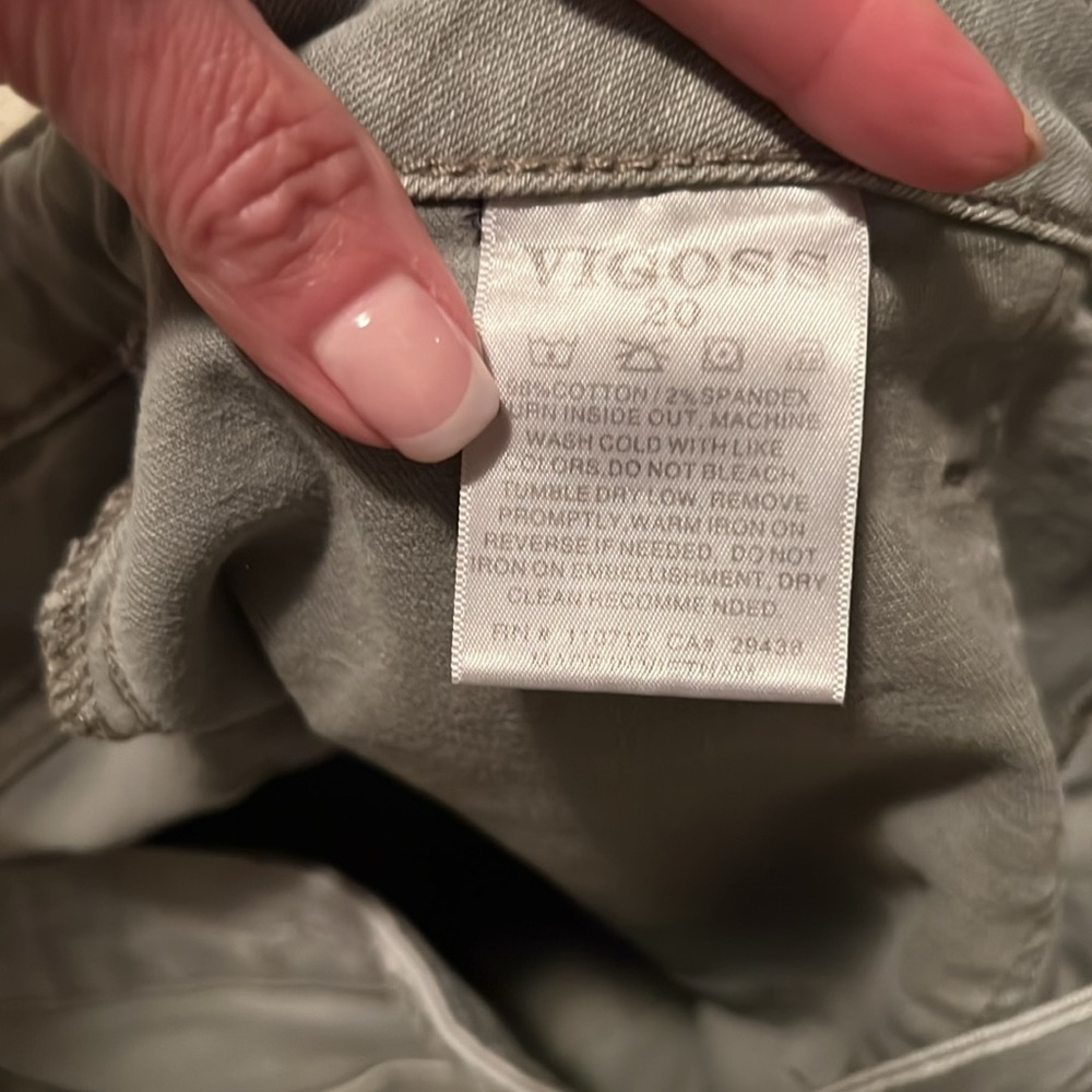 Vigoss Size 20 Denim Marley Shorts-Frayed Hem - Picture 7 of 12